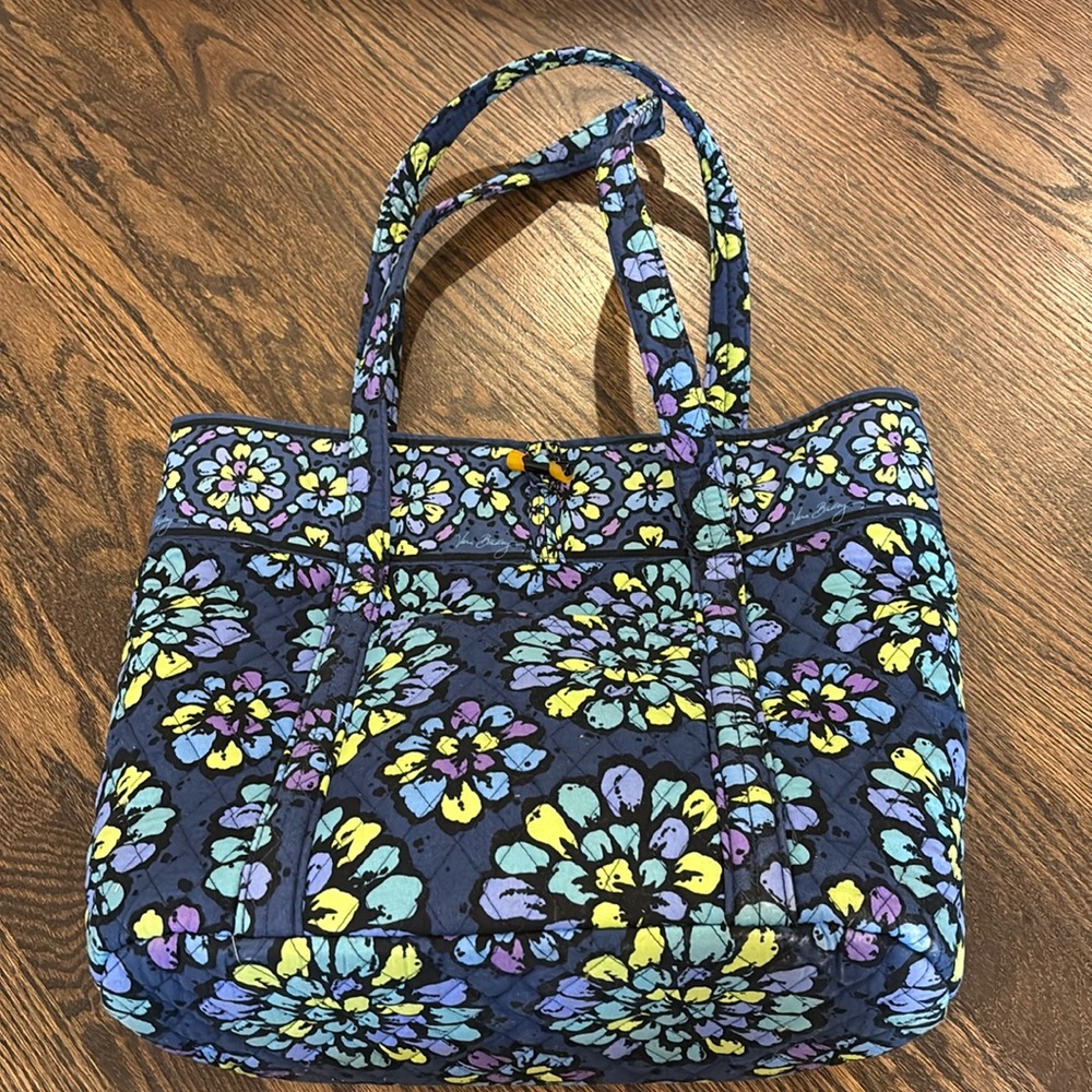 Vera Bradley Tote